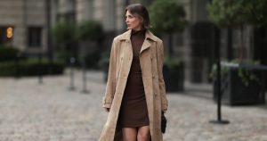 19 قطعة ملابس مرتفعة تجعل النساء أكثر من 40 عامًا غنيًا في نيويورك-بدءًا من 7 دولارات فقط