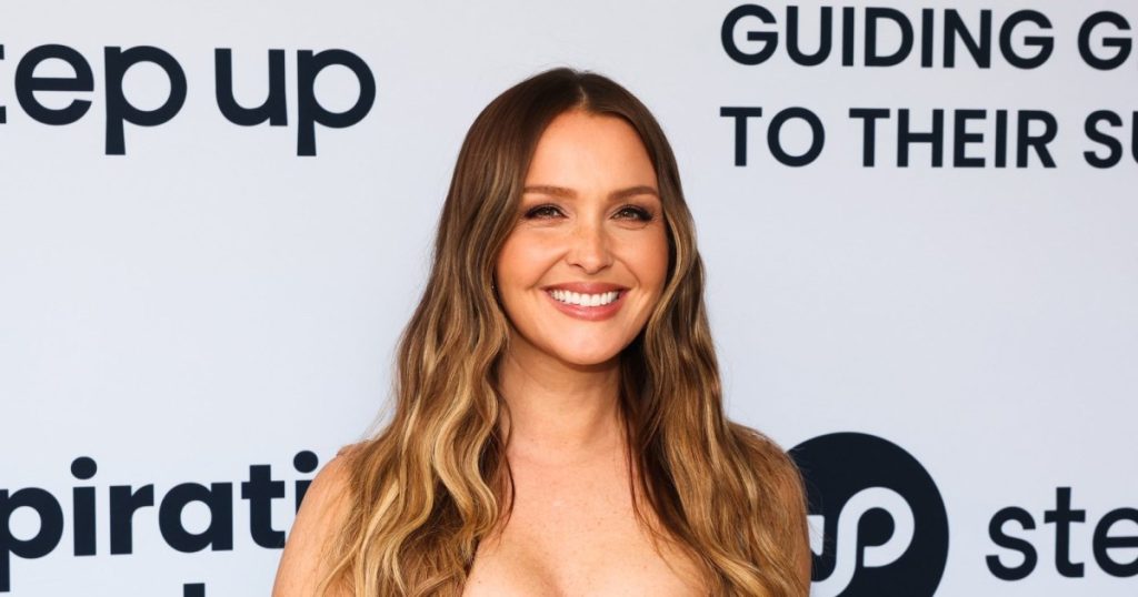 تقدم نجمة “Gray’s Anatomy” Camilla Luddington تحديثًا صحيًا بعد تشخيص مرض Hashimoto
