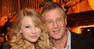 يعطي تايلور سويفت تحديثًا على أبي سكوت سويفت بعد جراحة Quintuple Bypass