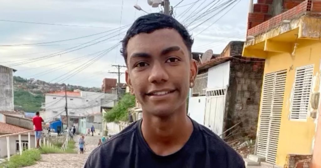 وفاة المؤثر فاليوسو، 20 عامًا، في حادث سيارة أثناء إجازته: تقرير