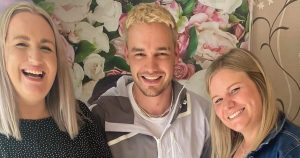 شقيقتا ليام باين روث ونيكولا تحتفلان بالذكرى الأولى لوفاته: “لم تترك أفكاري أبدًا”