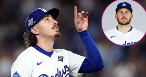 لاعبو لوس أنجلوس دودجرز يكرمون Alex Vesia خلال مباراة بطولة العالم 3 وسط غياب شخصي