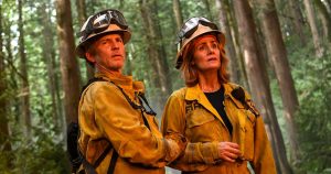 Shawn Hatosy يصنع أول ظهور له “Fire Country” في المظهر الأول: قابل شخصيته بريت ريتشاردز (حصري)