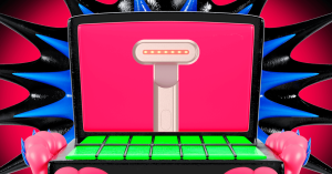 عصا Solawave معروضة للبيع بشكل جدي الآن