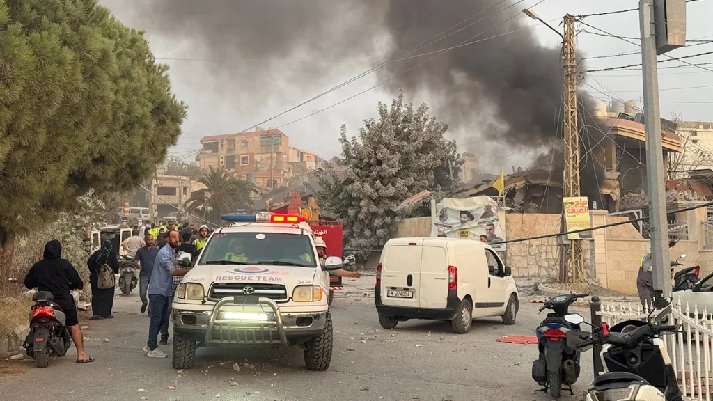 إسرائيل تقصف أهدافاً عسكرية لحزب الله في جنوب لبنان