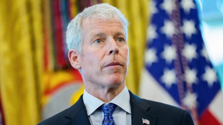 سيركز مكتب برامج القروض التابع لوزارة الطاقة إلى حد كبير على تمويل محطات الطاقة النووية