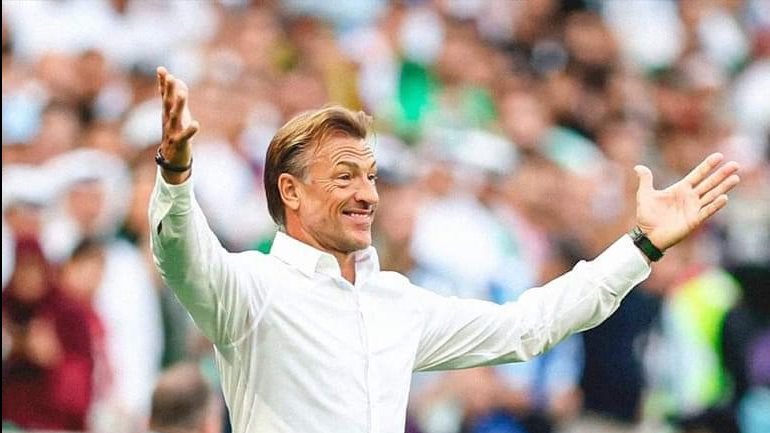 هيرفي رينارد مدرب السعودية يرحل بعد مباراة صربيا الودية