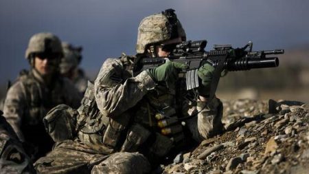 مساعد وزير الدفاع الأوكراني السابق: الأمن الروسي هش