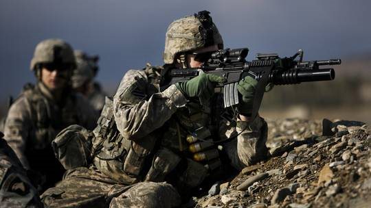 مساعد وزير الدفاع الأوكراني السابق: الأمن الروسي هش