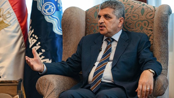 أسامة ربيع: قناة السويس أصبحت ممرًا عالميًا.. وزيادة 25% في أعداد السفن خلال يوليو