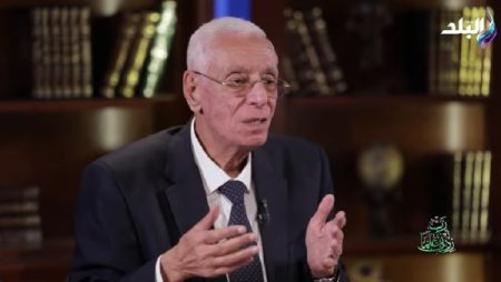 حسام موافي يوضح أسباب تكسير خلايا الدم الحمراء عند الأطفال.. فيديو