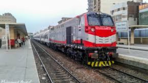 خدمة جديدة| حجز القطارات للأجانب عبر تطبيق السكك الحديدية بالدولار.. مستند