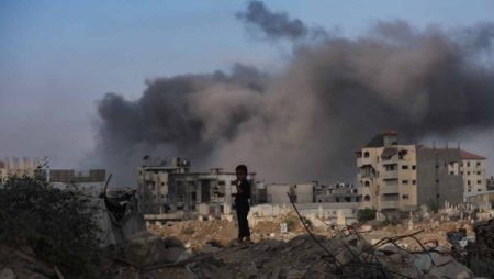 مصر وقطر تدعوان لانسحاب القوات الإسرائيلية ونشر قوة استقرار دولية في غزة