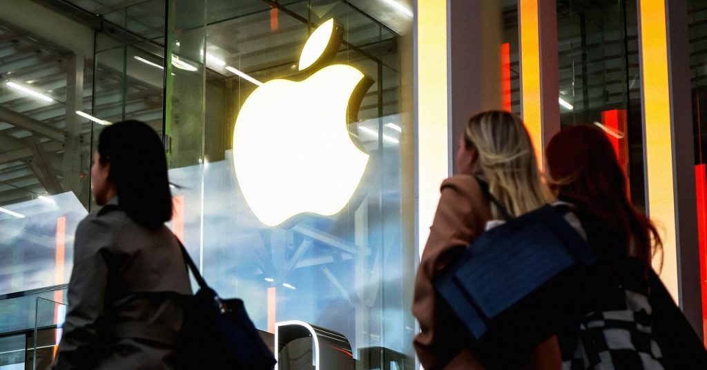 تسحب شركة Apple أفضل تطبيقات المواعدة للمثليين في الصين بعد أمر حكومي