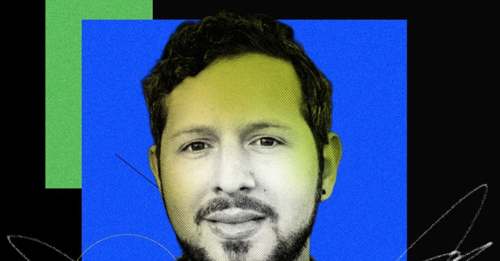 الموظف السابق يعترض على ادعاءات الشبقية في OpenAI