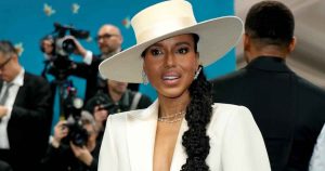 تشرح كيري واشنطن سبب اضطرارها إلى تناول “المتشنج في الحمام” الخاص بها في حفل Met Gala