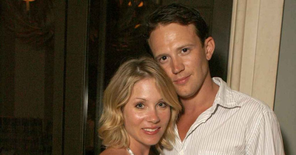 كريستينا أبلغيت تفكر في وفاة صديقها الراحل لي غريفاس بعد الإدمان: “لقد حاولت كل شيء”