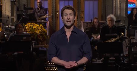 غلين باول يسافر بسائق UPS إلى مدينة نيويورك لرؤيته في برنامج “Saturday Night Live” لتسوية النتيجة التي دامت 4 سنوات