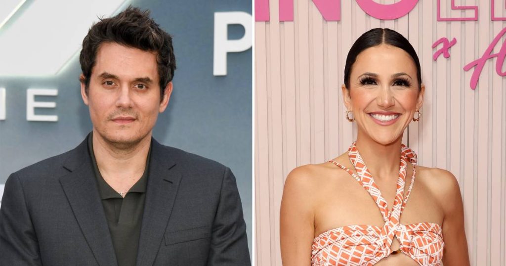 وبحسب ما ورد تم رصد جون ماير مع المؤثرة كات ستيكلر وسط علاقة رومانسية غير رسمية