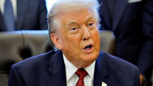 ترامب يعلن عن أمر تنفيذي “بقاعدة واحدة” لتنظيم الذكاء الاصطناعي