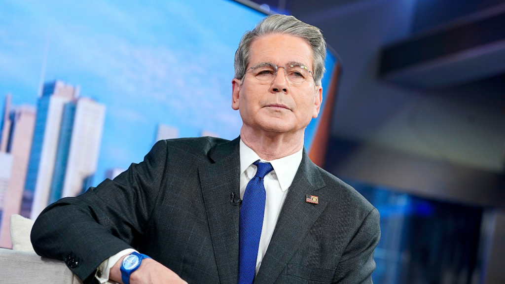 يقول بيسنت إن حكم SCOTUS وترشيح رئيس بنك الاحتياطي الفيدرالي سيأتي في يناير