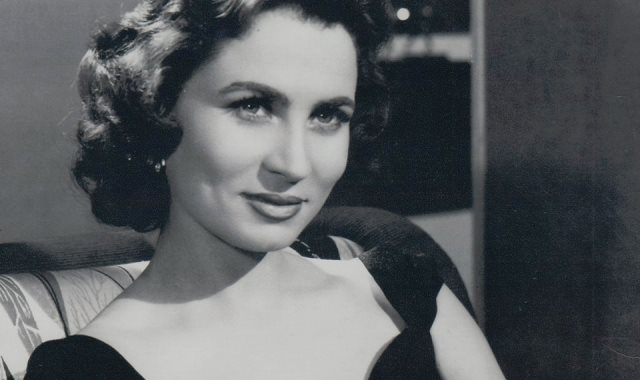 في ذكرى رحيل زهرة العلا.. 120 فيلمًا صنعت تاريخًا لا يُنسى من «رد قلبي» إلى «دعاء الكروان»