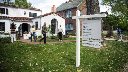 معدلات الرهن العقاري تنخفض إلى 6.21%: فريدي ماك