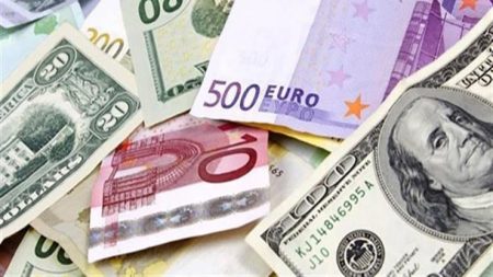 أسعار الدولار والعملات الأجنبية مقابل الجنيه اليوم السبت