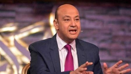 عمرو أديب عن تلف وثائق تاريخية مصرية باللوفر: لازم ننكد عليهم