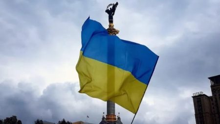 مسؤول عسكري أوكراني سابق: انضمام كييف للاتحاد الأوروبي يحتاج من 3 لـ 5 سنوات