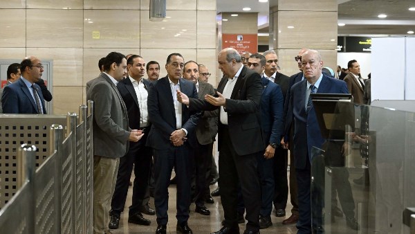 مدبولي: تعليمات مشددة من الرئيس بضرورة اتباع منظومة تشغيل متطورة للمطارات