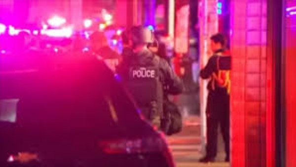 تحديد هوية المشتبه به في حادث إطلاق النار بجامعة براون الأمريكية