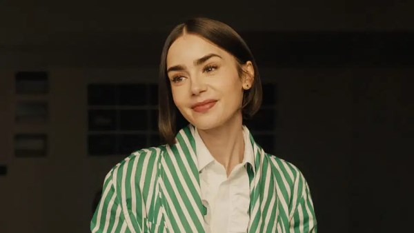 خيوط درامية غير مكتملة.. هل يعود مسلسل إيميلي في باريس بجزء سادس؟