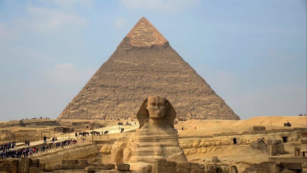 متحدث الحكومة يكشف تفاصيل مشروع ضخم يُعيد رسم خريطة السياحة حول الأهرامات