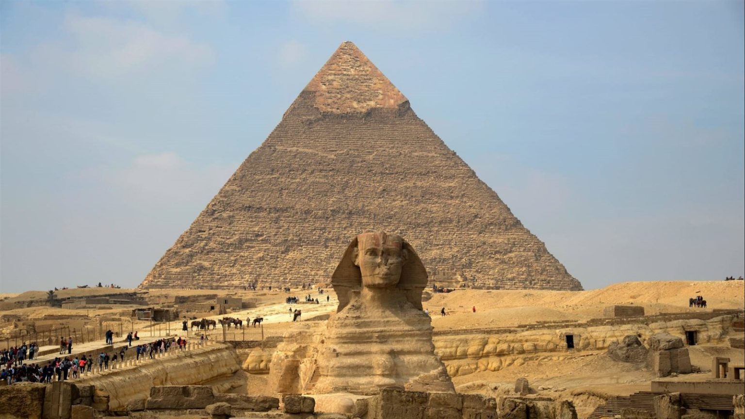 متحدث الحكومة يكشف تفاصيل مشروع ضخم يُعيد رسم خريطة السياحة حول الأهرامات