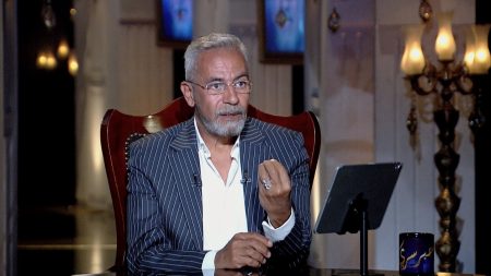 تعليق مُثير لـ صبري فواز بعد خروج منتخب مصر من كأس العرب | ماذا قال؟