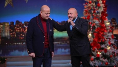 احتفالًا بالسنة الجديدة.. محمود العسيلي ضيف برنامج الحكاية