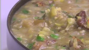 طريقة عمل دجاج بالليمون المعصفر والزيتون.. جديدة وغير تقليدية