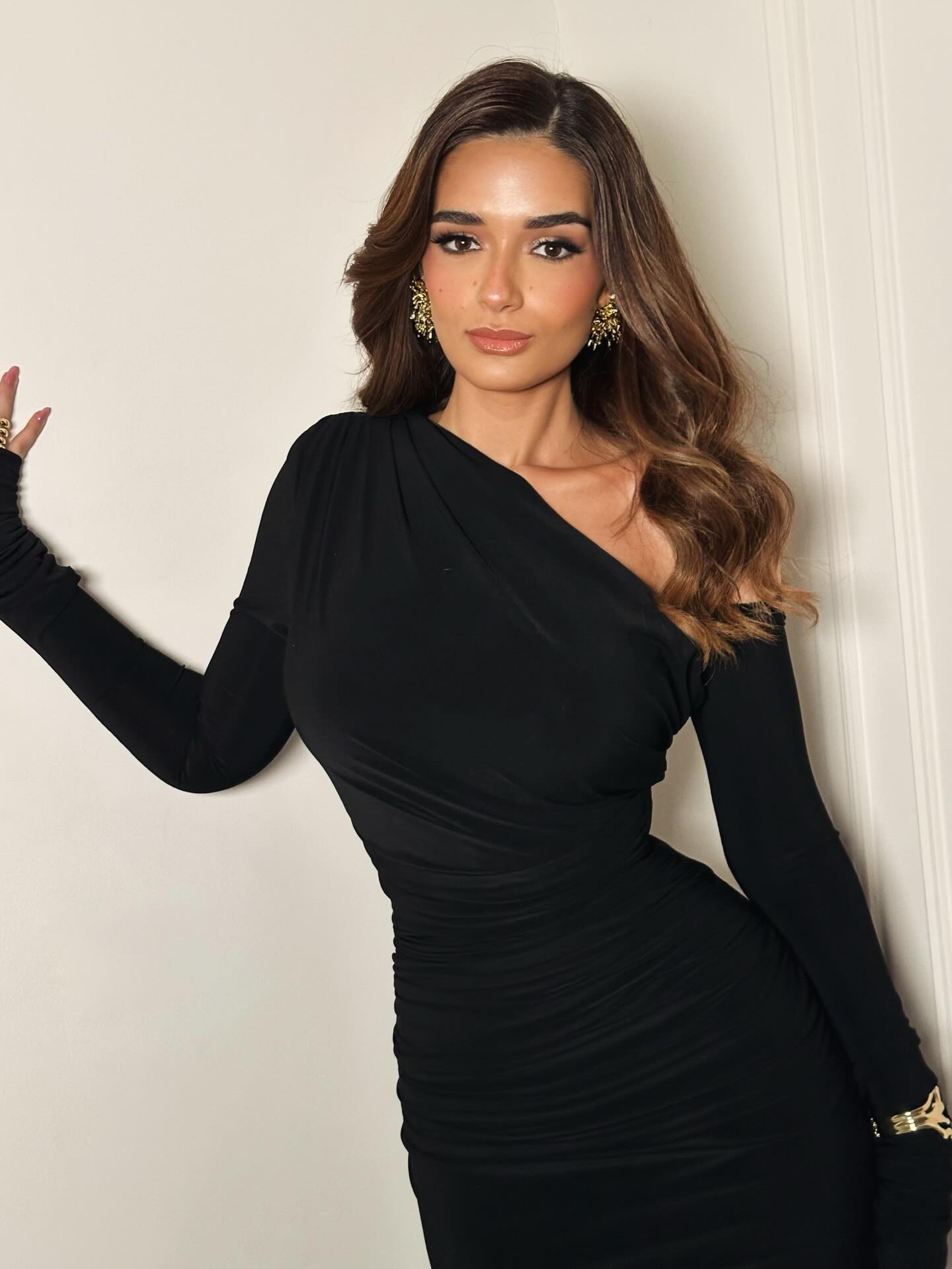 No photo description available.