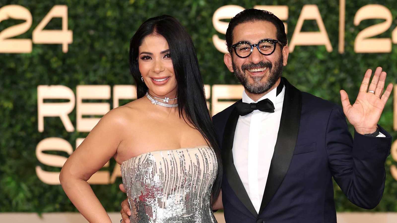 ما حقيقة انفصال منى زكي وأحمد حلمي؟ | إرم نيوز