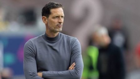 مدرب فرانكفورت قبل مواجهة برشلونة: نحن أمام قوة لا ترحم وعلينا الاستعداد للمعاناة