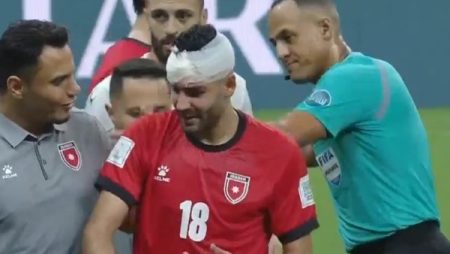 إصابة قوية لـ سليم عبيد لاعب الأردن أمام مصر في كأس العرب