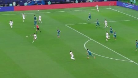 كأس العرب.. الأردن يتقدم على العراق 1-0 في الشوط الأول وإصابة خطيرة لصفقة الأهلي.