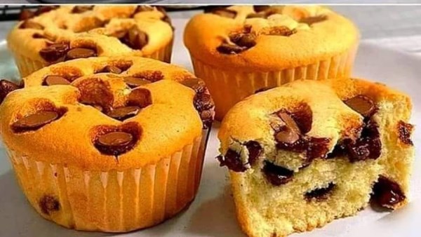 طريقة بسيطة ولذيذة لعمل كب كيك ليوم الإجازة