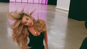 مايا دياب في جلسة تصوير تجمع بين الجرأة والاستعراض