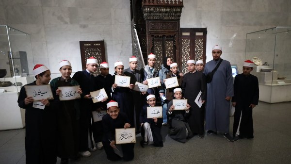 الأزهر يشارك في احتفالية اليوم العالمي للغة العربية بجناح وورش للخط بمتحف الحضارة