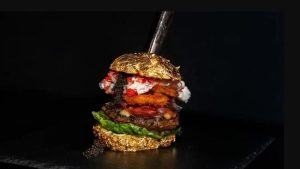 سر تتبيلة برجر البيت التي أشعلت السوشيال ميديا.. وصفة المطاعم بالمكونات