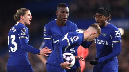 ماريسكا يعلن تشكيل تشيلسي لمواجهة بورنموث في الدوري الإنجليزي