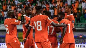 ريمونتادا مثيرة تمنح كوت ديفوار صدارة المجموعة على حساب الجابون