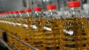 وزارة التموين تنفي وجود أزمة في توافر زيوت الطعام ببعض المحافظات